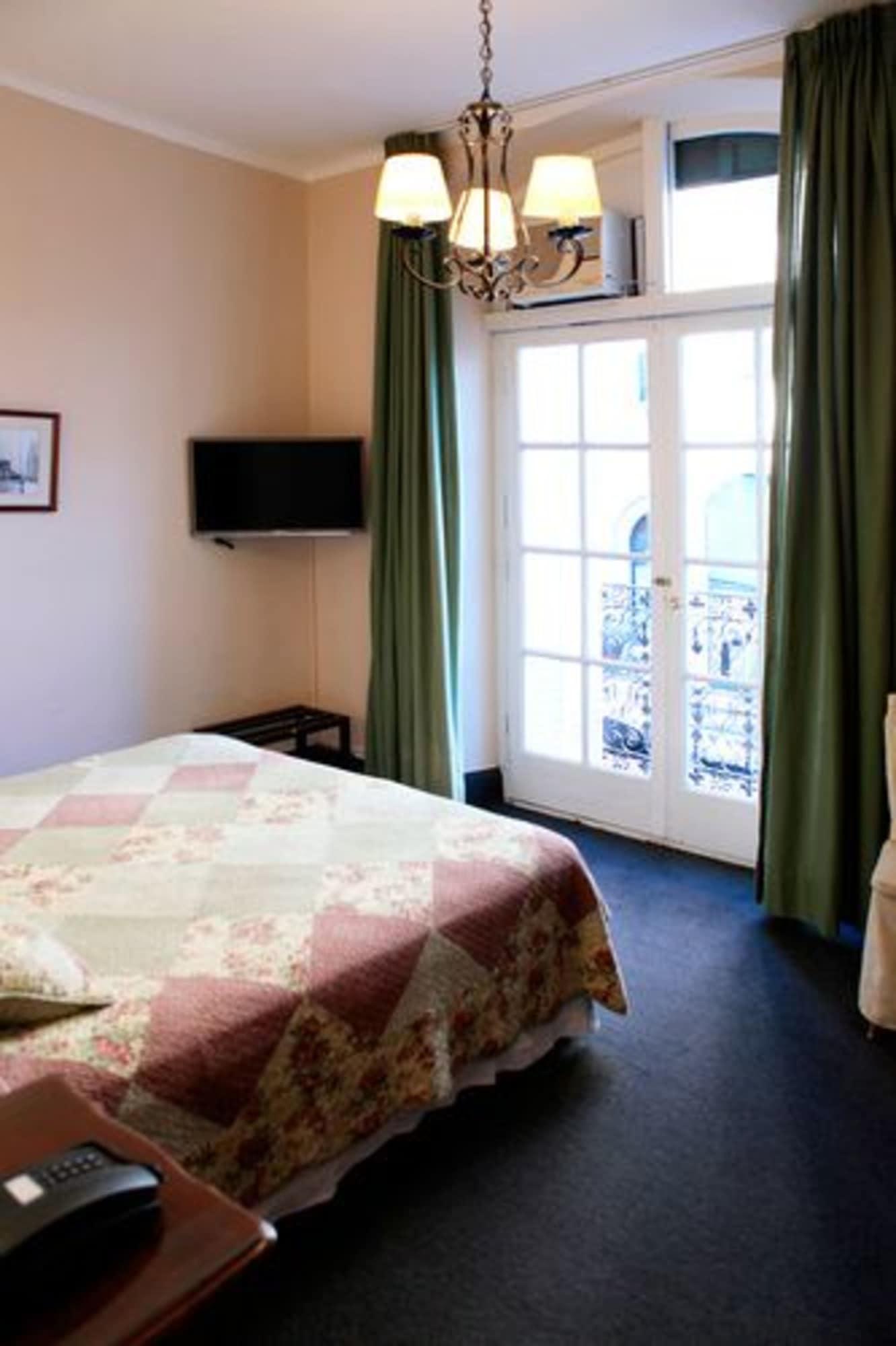 Hotel Colonial